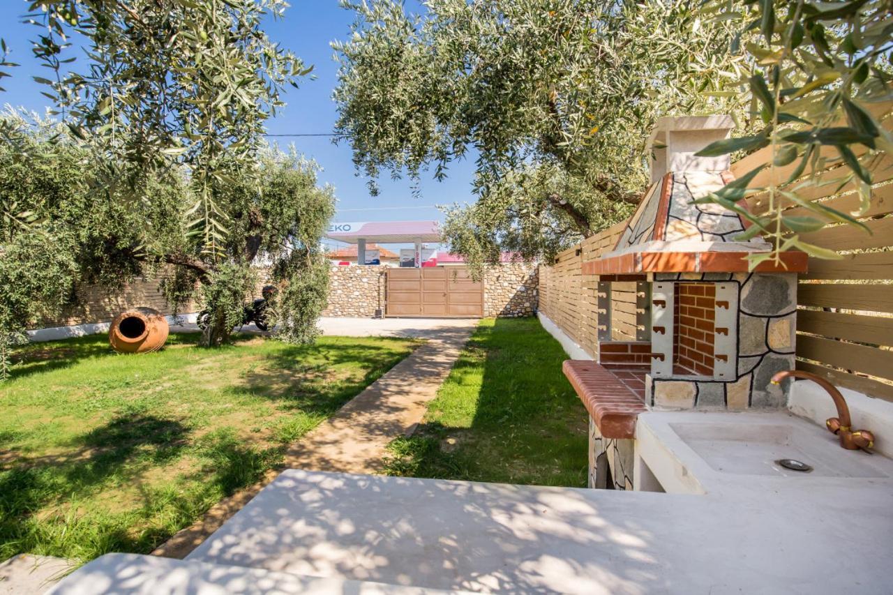 Villa 4 You Iliopetra Skala Sotiros Exteriér fotografie